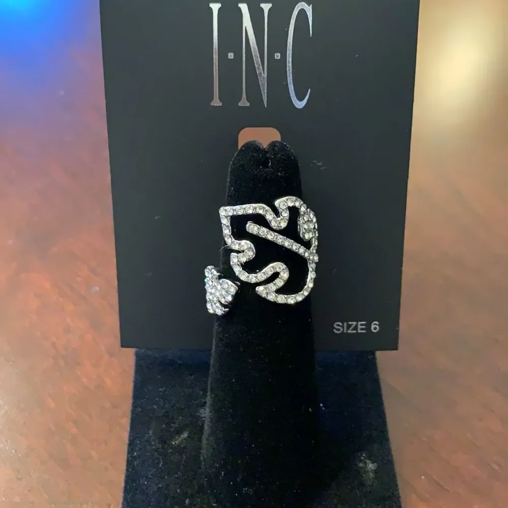 Rhinestone Crystal Palm Bypass Ring - Picture 4 of 5